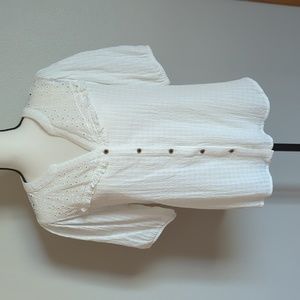 Cotton Eyelet Button Down Top Size Medium